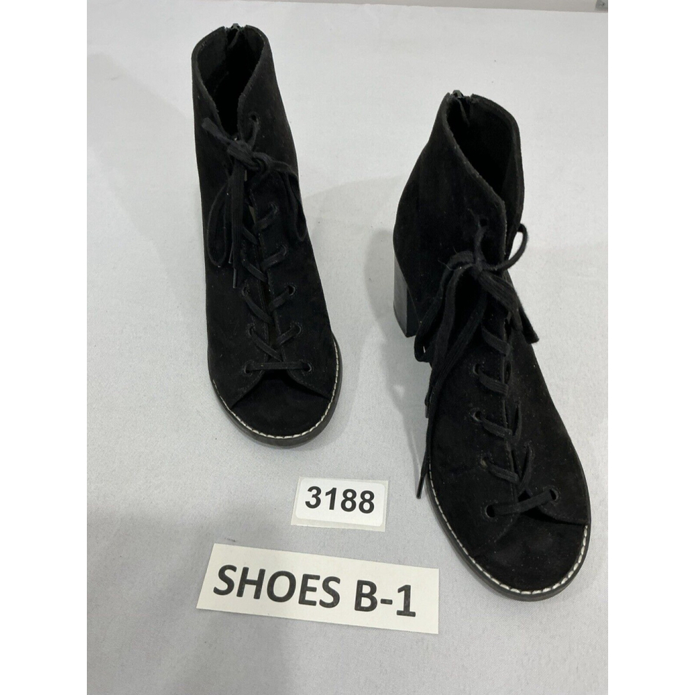 Womans Old Navy Size 8 Black Zip Up Lace Up Peep Toe Block Heel Booties